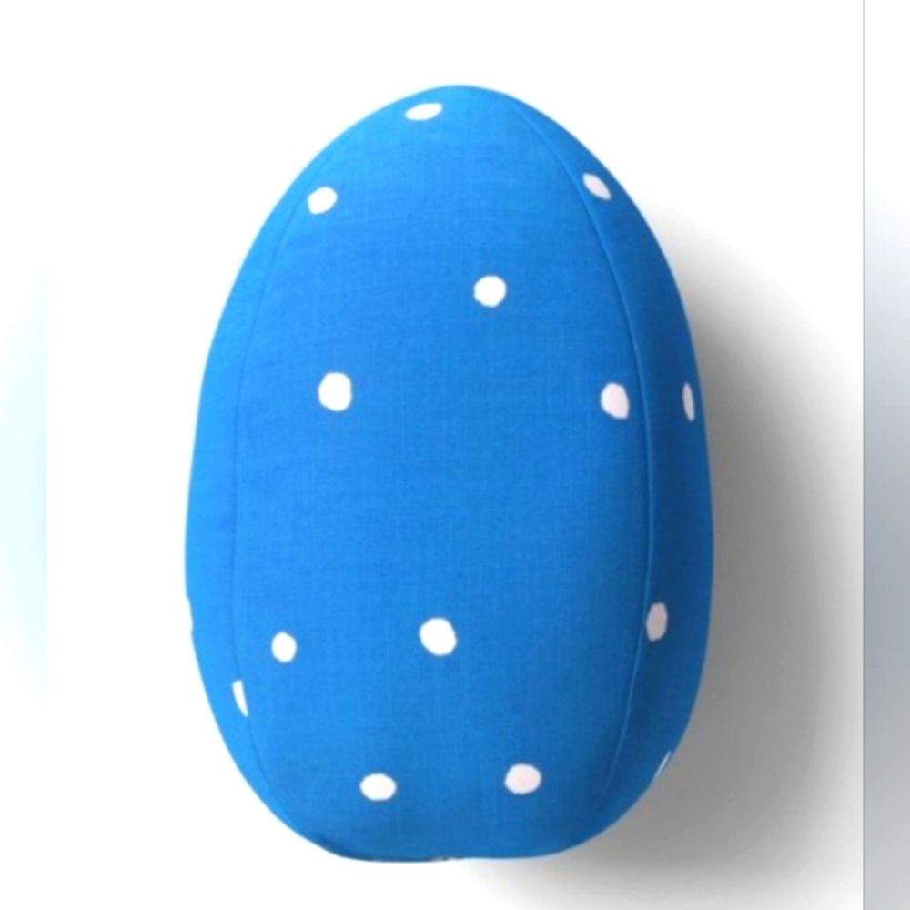 NWOT EASTER EGG, POLKA DOT PILLOW 🐣🐰💙 - Picture 1 of 1